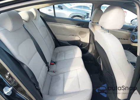2017 Hyundai Elantra Se z USA, uszkodzony, nr VIN 5NPD84LF8HH109029